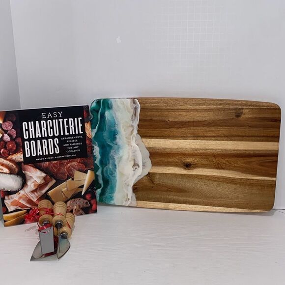Easy Charcuterie Boards Cookbook By Marco Ocean  Resin Charcuterie Board - Picture 3 of 8